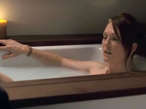 Julianne Moore Nude porno- og sexvideoer i høy kvalitet på ...